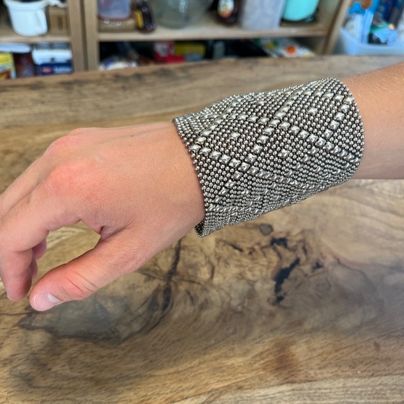 Liquid Metal Bracelet with 3 Snaps - Picture 6 of 15